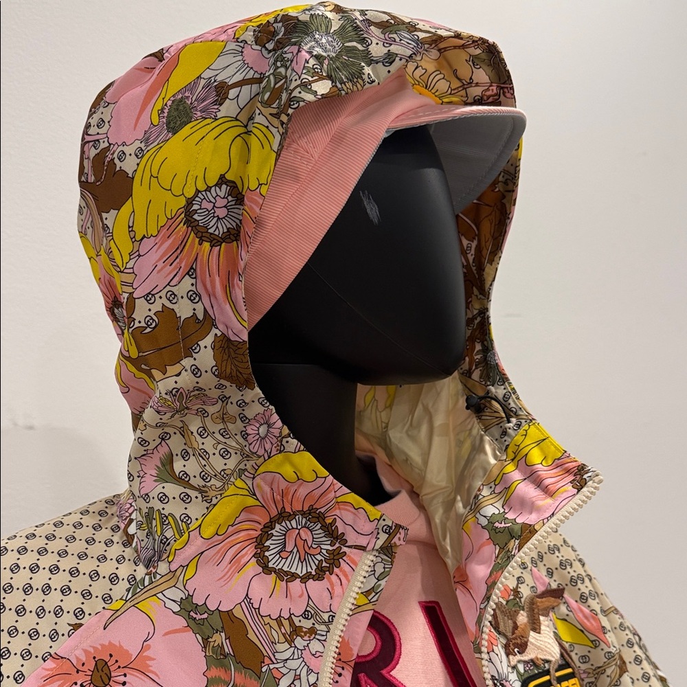 GUCCI Parka Floral Embroidered Hooded Oversized monogram Statement Piece 38 IT/S